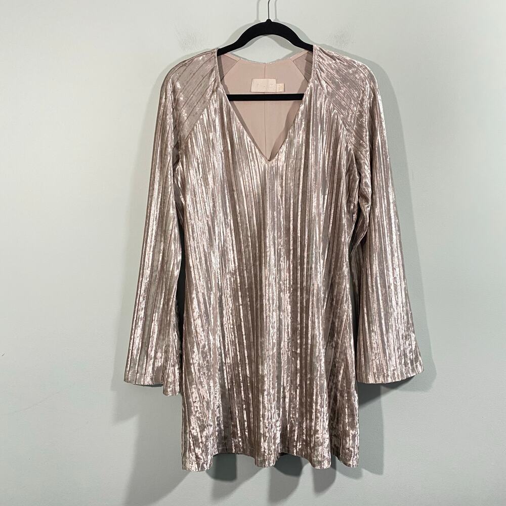 The Jetset Diaries TJD Champagne Metallic V-neck Long Sleeve Dress Size 8